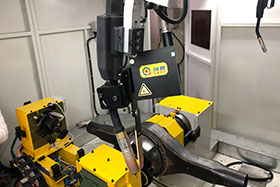 工業(yè)焊接機(jī)器人怎么樣？