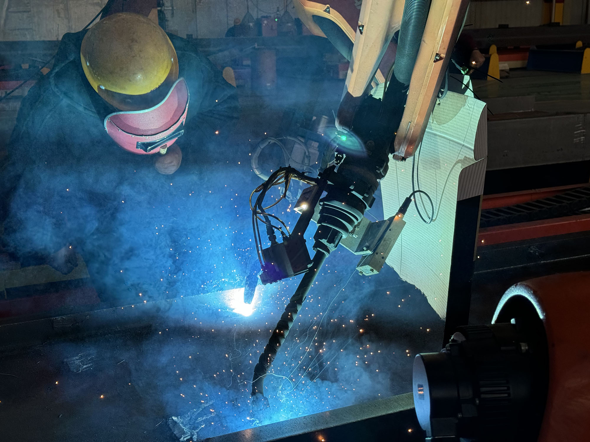 創(chuàng)想智控焊接相機的應用優(yōu)勢——從人工經(jīng)驗到智能監(jiān)測 創(chuàng)想智控焊接相機的應用優(yōu)勢——從人工經(jīng)驗到智能監(jiān)測